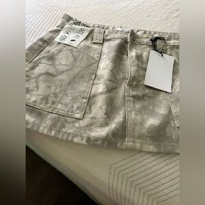 Refrain denim skirt nwt